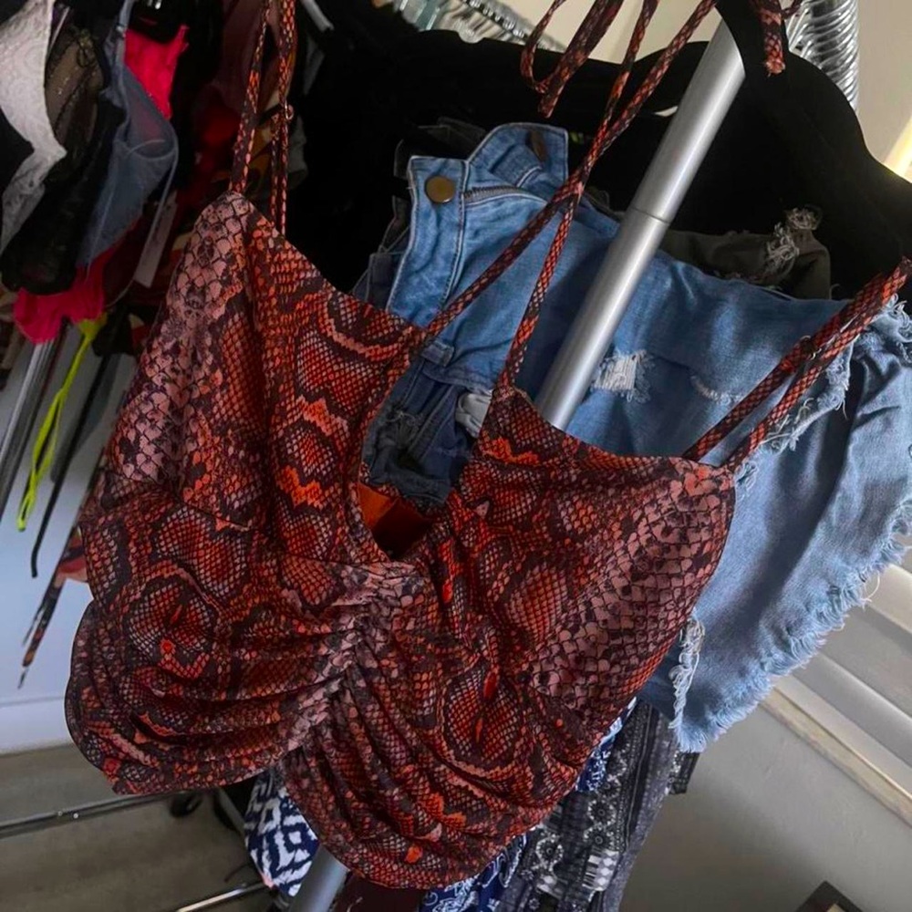 Brand new ruched orange snake skin I.AM.GIA. Colette top size medium